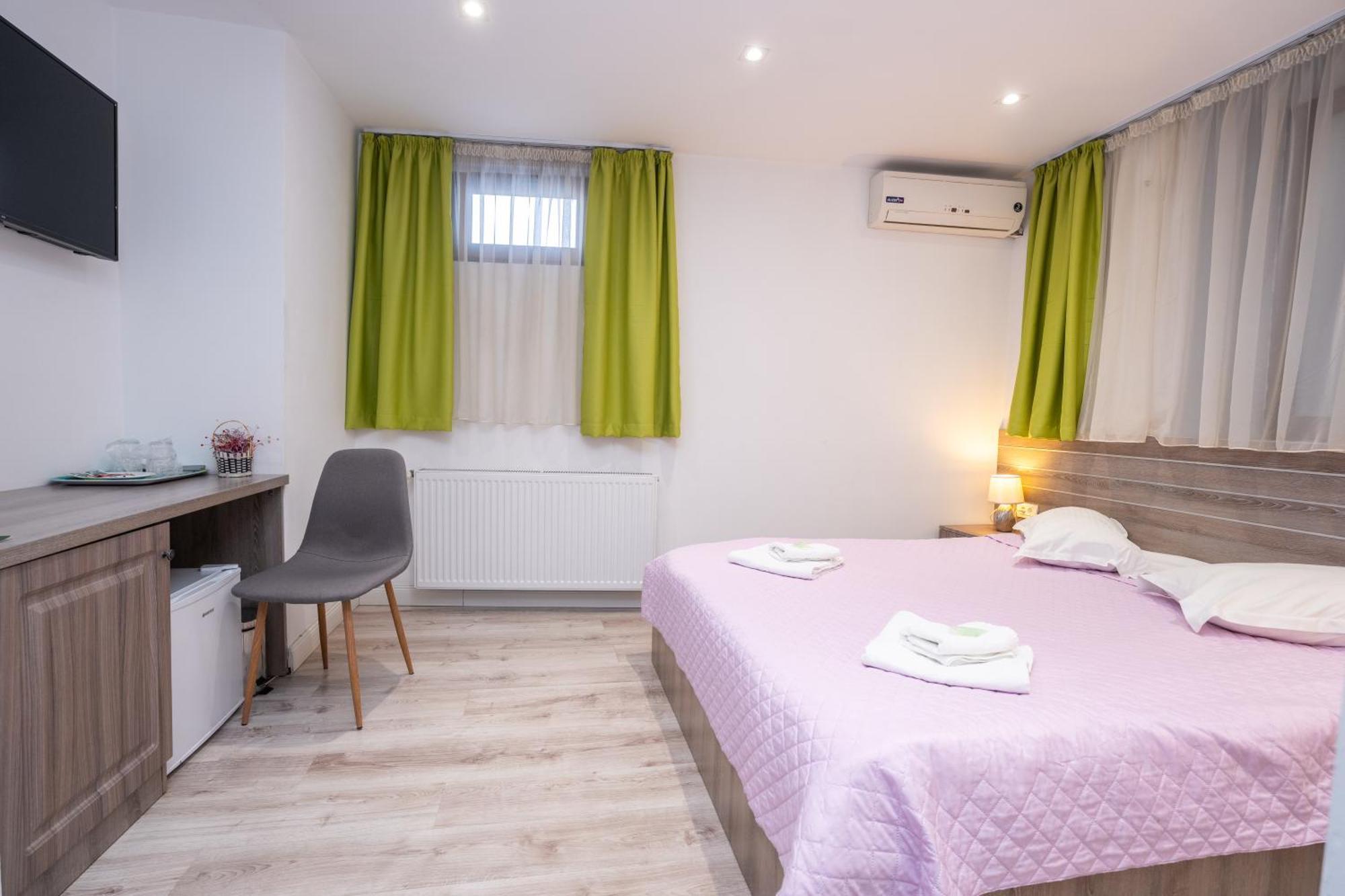 Hotel Liad City Center Bukares Bagian luar foto