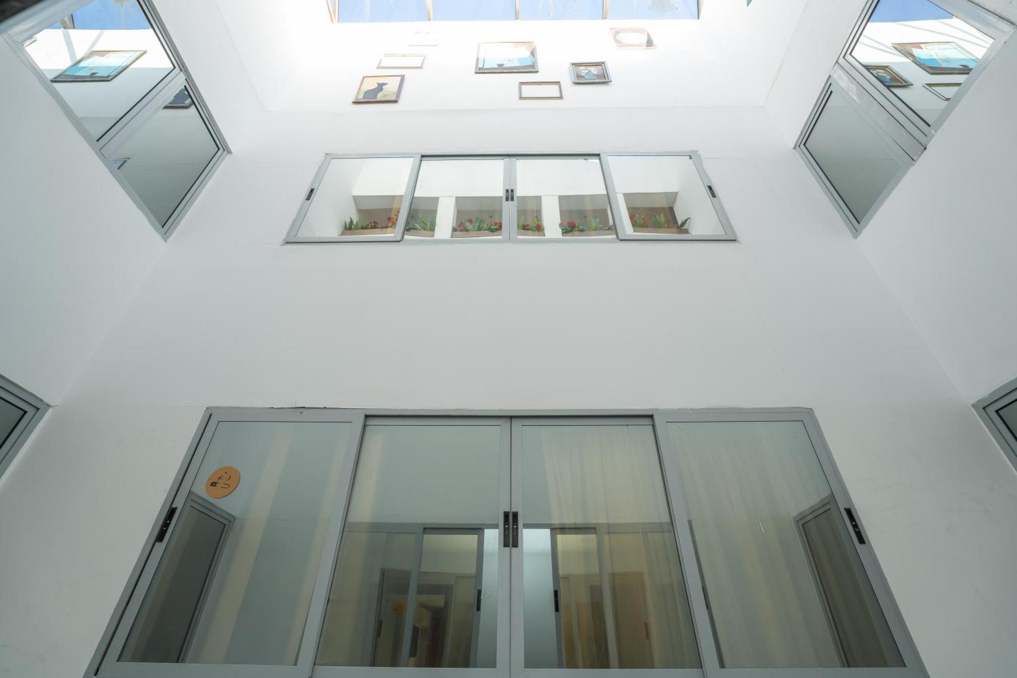 Hotel Liad City Center Bukares Bagian luar foto