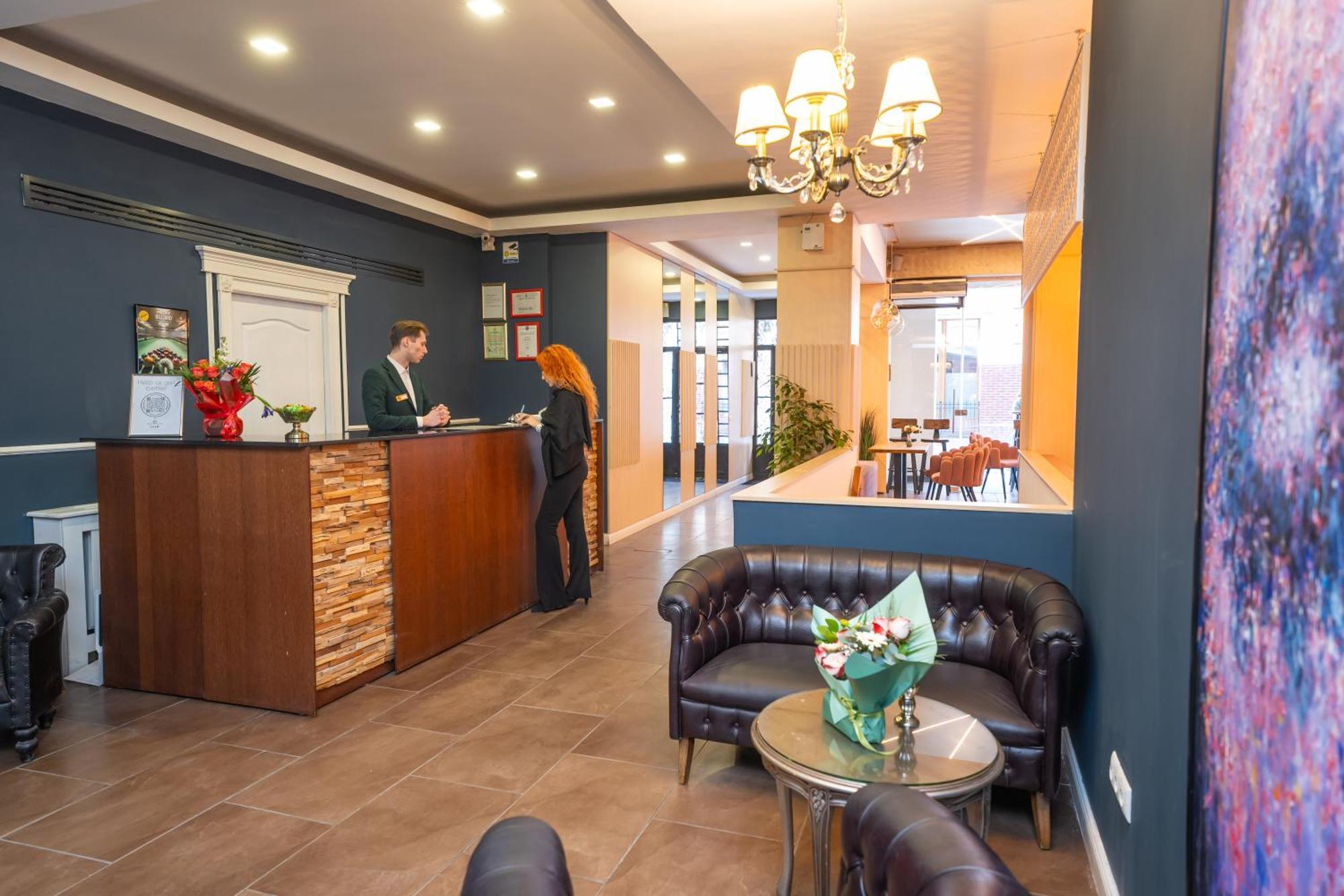 Hotel Liad City Center Bukares Bagian luar foto