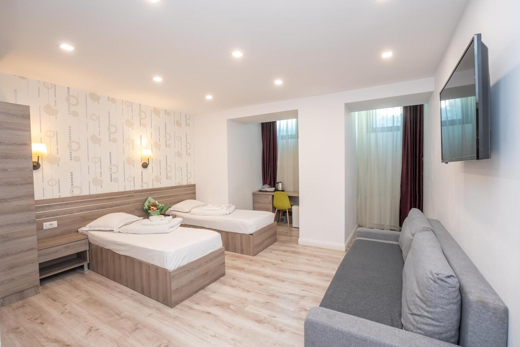 Hotel Liad City Center Bukares Bagian luar foto