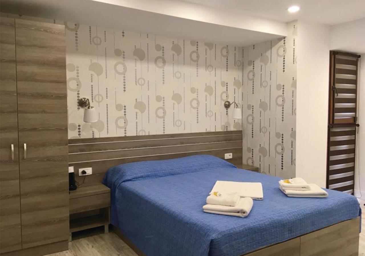 Hotel Liad City Center Bukares Bagian luar foto