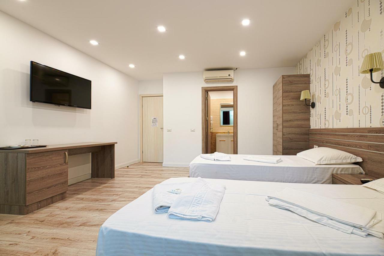 Hotel Liad City Center Bukares Bagian luar foto